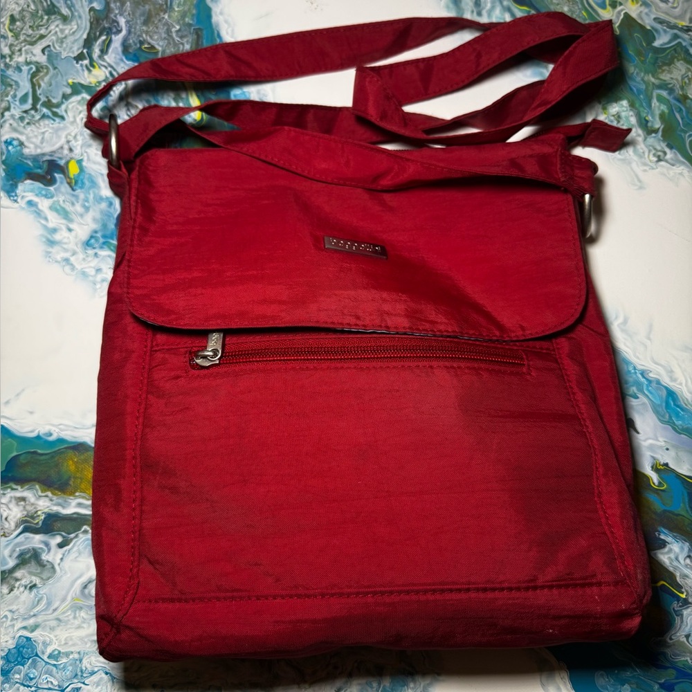 BAGGALLINI Crossbody Red Bag - Travel Bag- adjustable strap